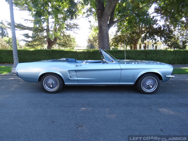 1967-ford-mustang-convertible-029.jpg