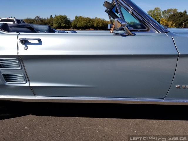 1967-ford-mustang-convertible-082.jpg