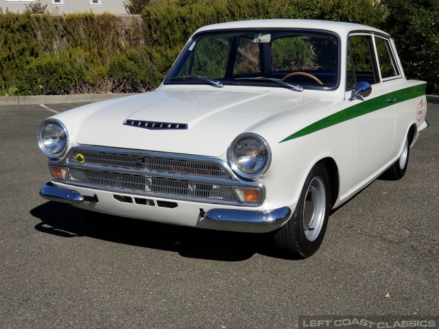 1967-lotus-cortina-005.jpg