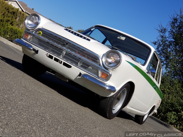 1967-lotus-cortina-006.jpg