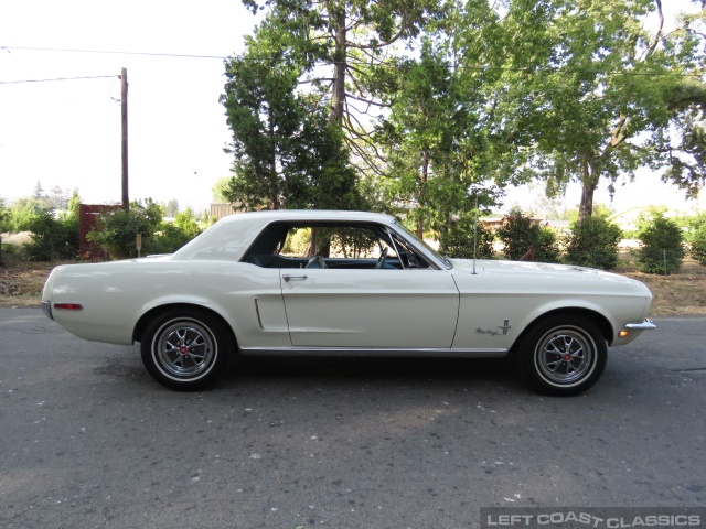 1968-ford-mustang-coupe-037.jpg