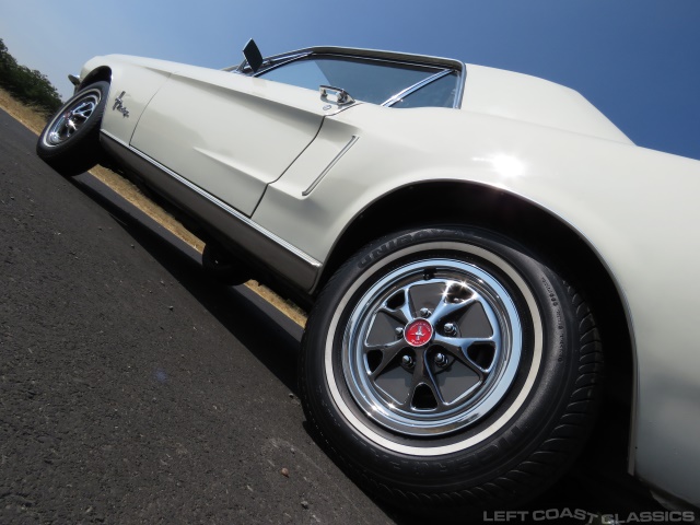 1968-ford-mustang-coupe-076.jpg