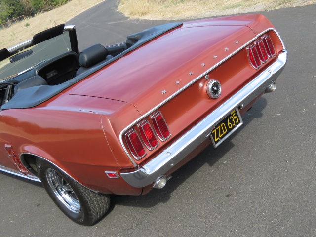 1969-ford-mustang-convertible-137.jpg