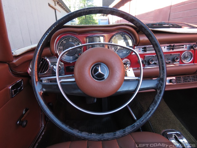 1970-mercedes-benz-280sl-096.jpg