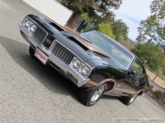 1970-olds-442-006.jpg