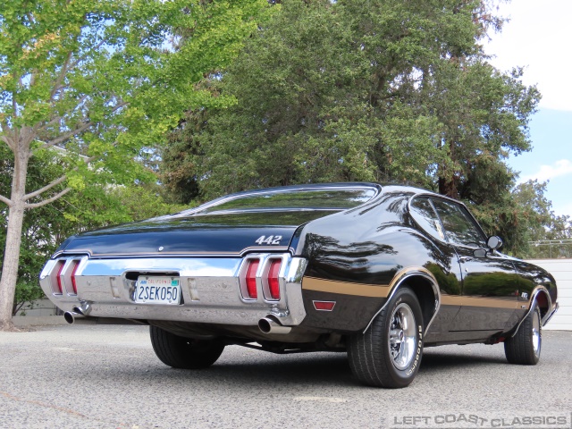 1970-olds-442-028.jpg