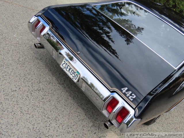 1970-olds-442-109.jpg