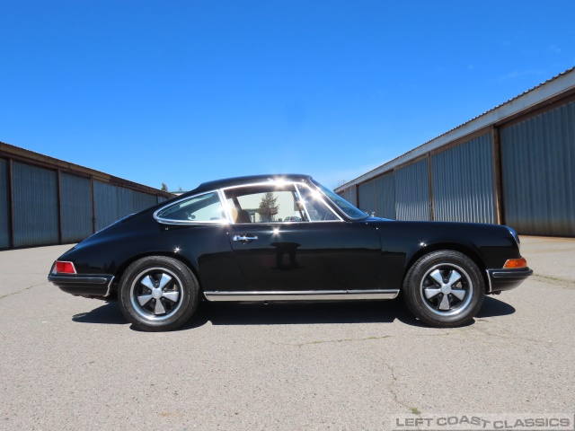 1970-porsche-911t-157.jpg