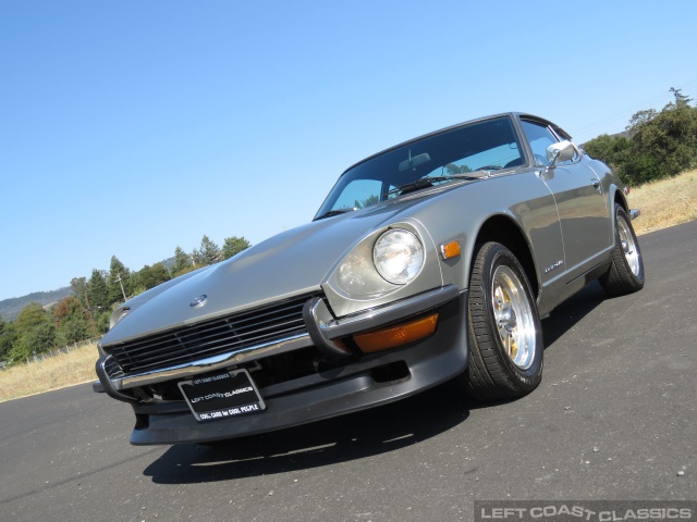 1971-datsun-240z-014.jpg