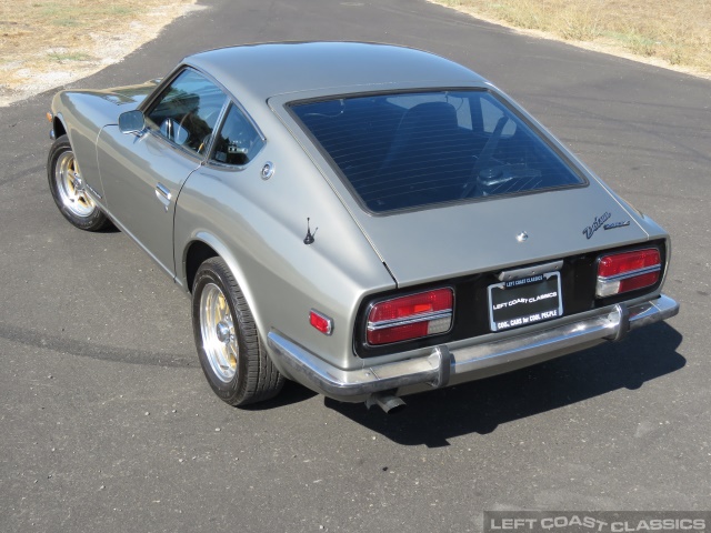 1971-datsun-240z-029.jpg