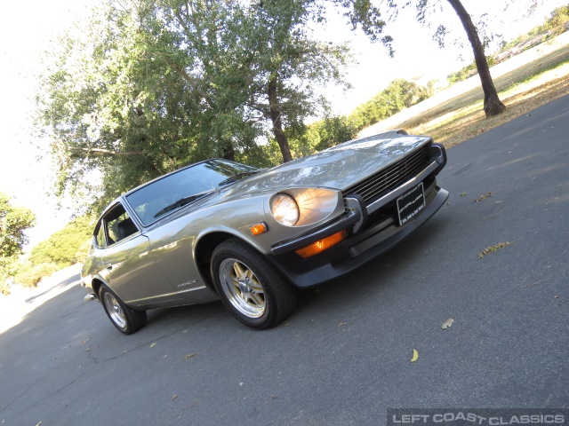 1971-datsun-240z-056.jpg