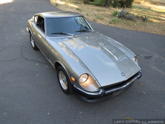 1971-datsun-240z-057.jpg