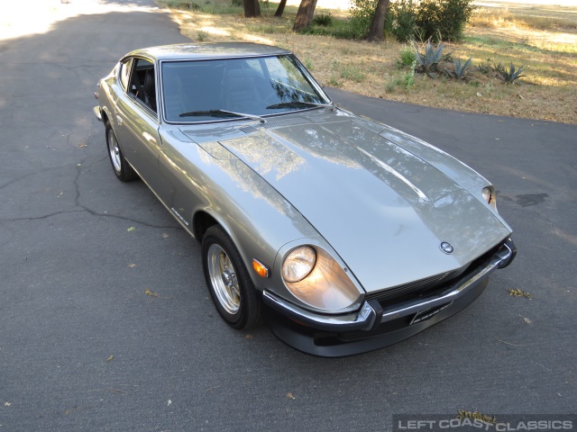 1971-datsun-240z-170.jpg