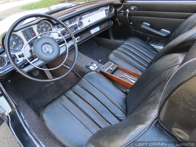 1971-mercedes-benz-280sl-125.jpg