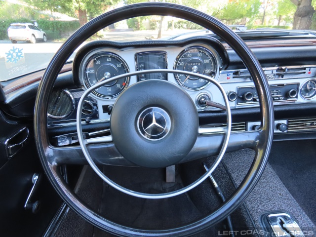 1971-mercedes-benz-280sl-130.jpg