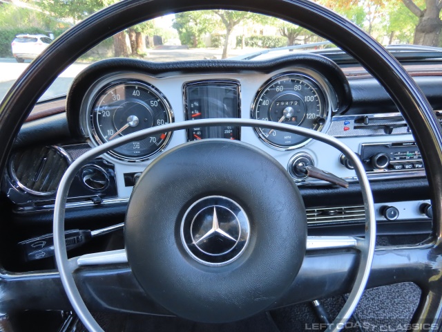 1971-mercedes-benz-280sl-131.jpg