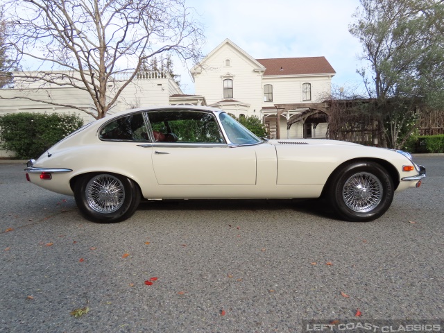 1972-jaguar-xke-fhc-v12-126.jpg