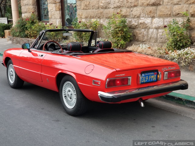 1974-alfa-romeo-spider-007.jpg