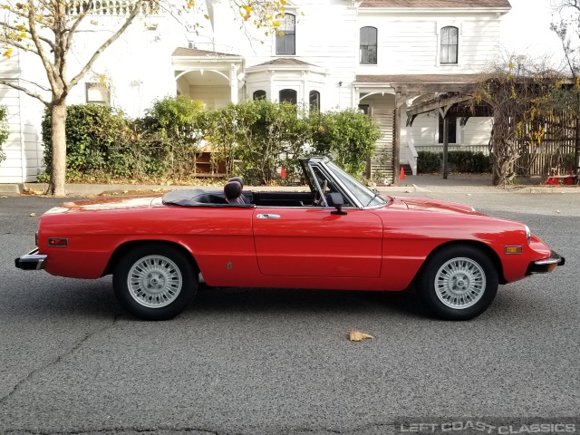 1974-alfa-romeo-spider-013.jpg