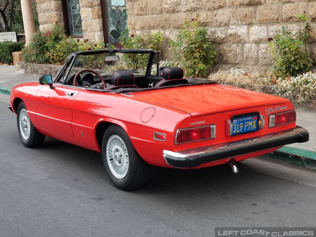 1974-alfa-romeo-spider-181.jpg