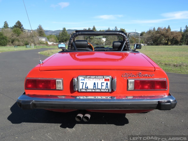 1974-alfa-romeo-spider-veloce-025.jpg