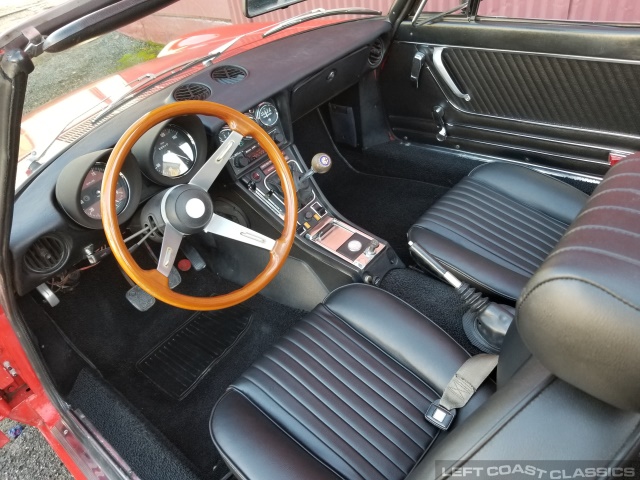 1974-alfa-romeo-spider-veloce-112.jpg