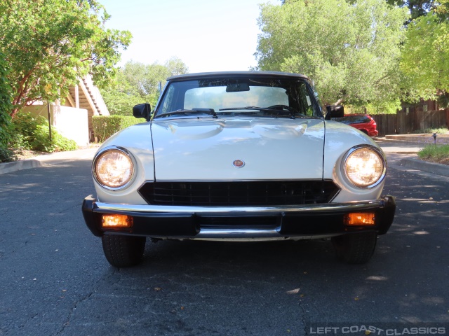 1979-fiat-124-spider-001.jpg