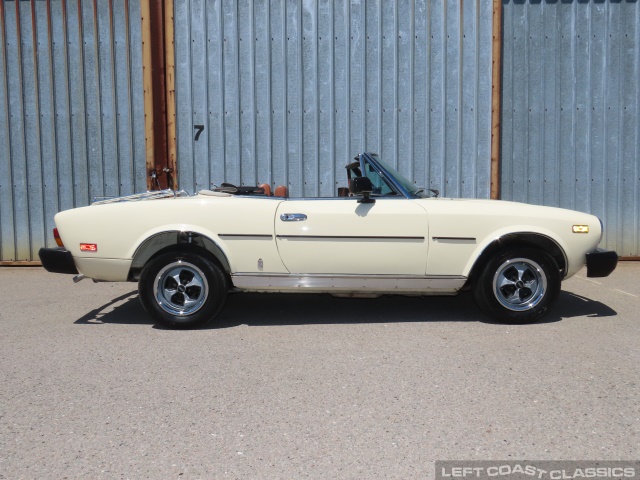 1979-fiat-124-spider-030.jpg