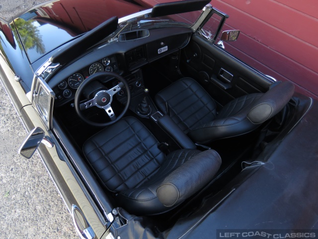 1979-mgb-limited-edition-078.jpg