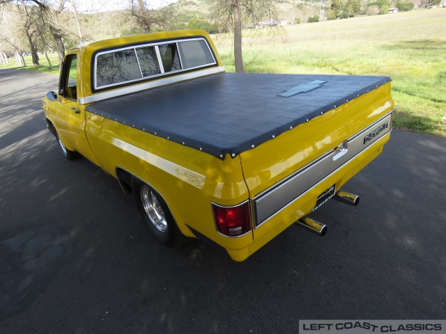 1982-chevy-c10-truck-018.jpg