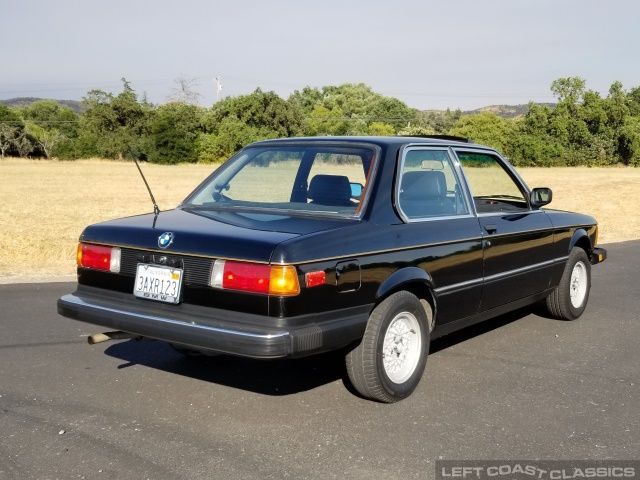 1983-bmw-320is-023.jpg