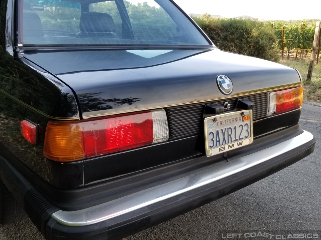 1983-bmw-320is-035.jpg