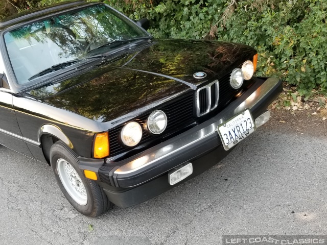 1983-bmw-320is-062.jpg