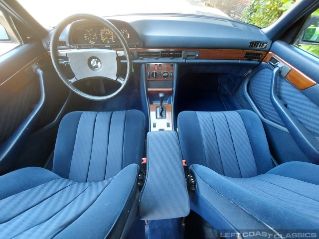 1984-mercedes-benz-380se-125.jpg