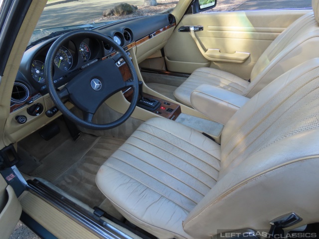 1984-mercede-benz-380sl-r107-091.jpg