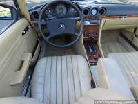 1984-mercede-benz-380sl-r107-095