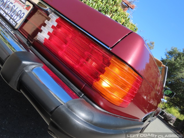 1985-mercedes-benz-380sl-061.jpg