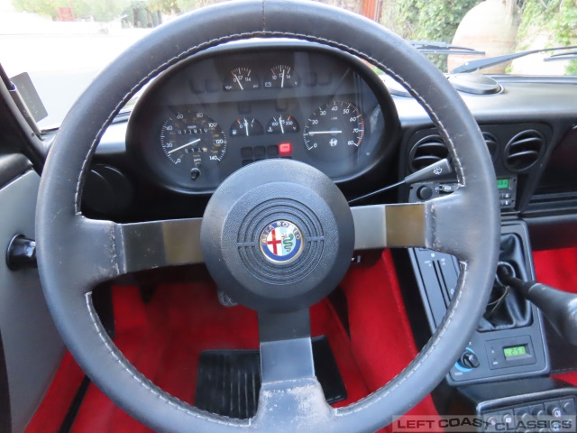 1987-alfa-romeo-spider-138.jpg