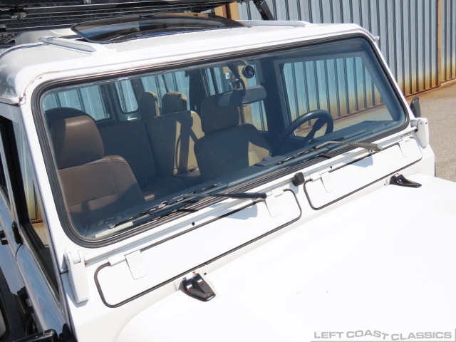 1987-land-rover-defender-110-056.jpg