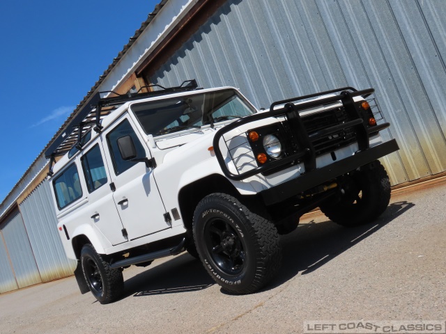 1987-land-rover-defender-110-200.jpg