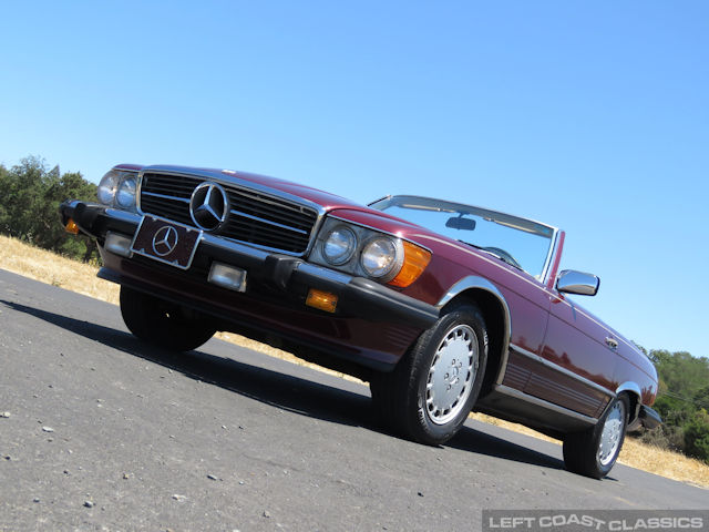 1987-mercedes-benz-560sl-003.jpg