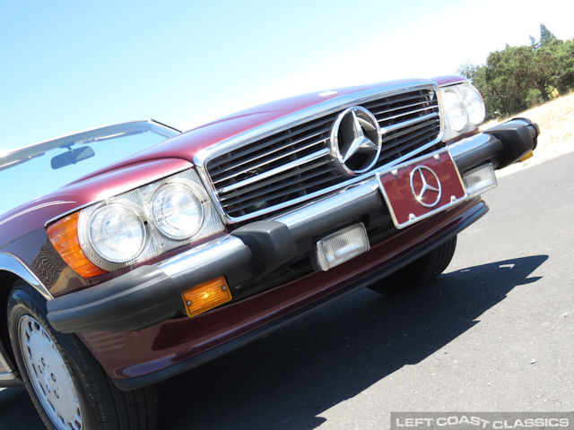 1987-mercedes-benz-560sl-051.jpg