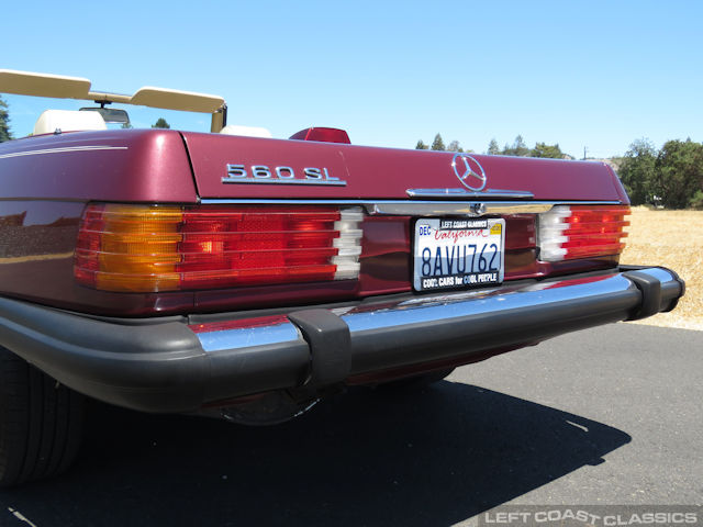 1987-mercedes-benz-560sl-056.jpg