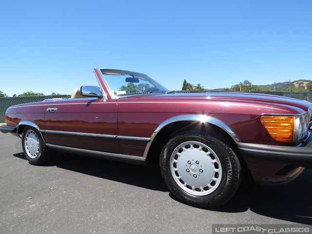 1987-mercedes-benz-560sl-064.jpg