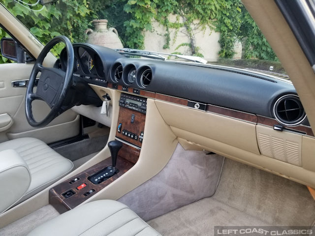 1987-mercedes-benz-560sl-111.jpg