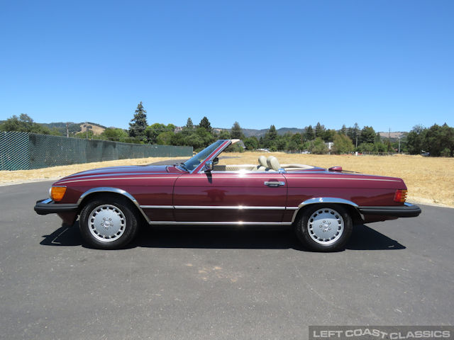 1987-mercedes-benz-560sl-170.jpg