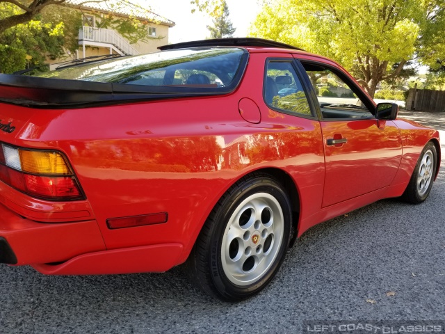 1987-porsche-944-turbo-065.jpg