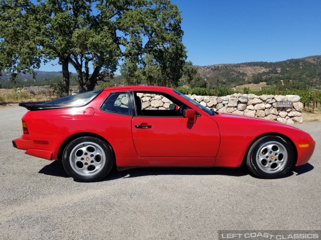 1987-porsche-944-turbo-186.jpg