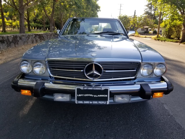 1988-mercedes-benz-560sl-002.jpg