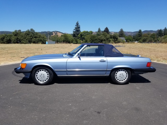 1988-mercedes-benz-560sl-014.jpg